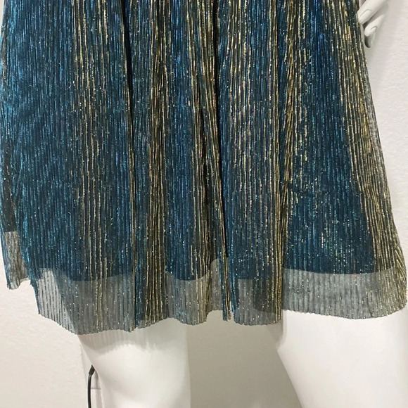 Lulu’s Ailey Gold and Teal Metallic Plunge Skater Dress Size Small - Picture 12 of 12